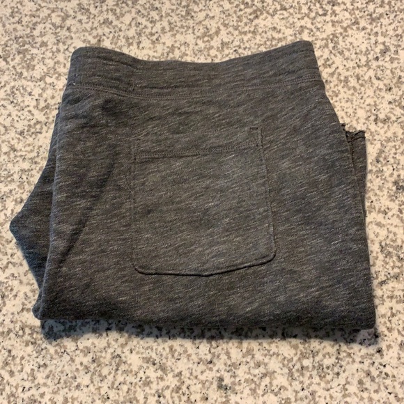 Hollister Short - Picture 1 of 2